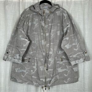 Chicos Cinch Waist Hooded Zip Jacket XL Roll Tab Camo Gray Spring Gold Trim Chic
